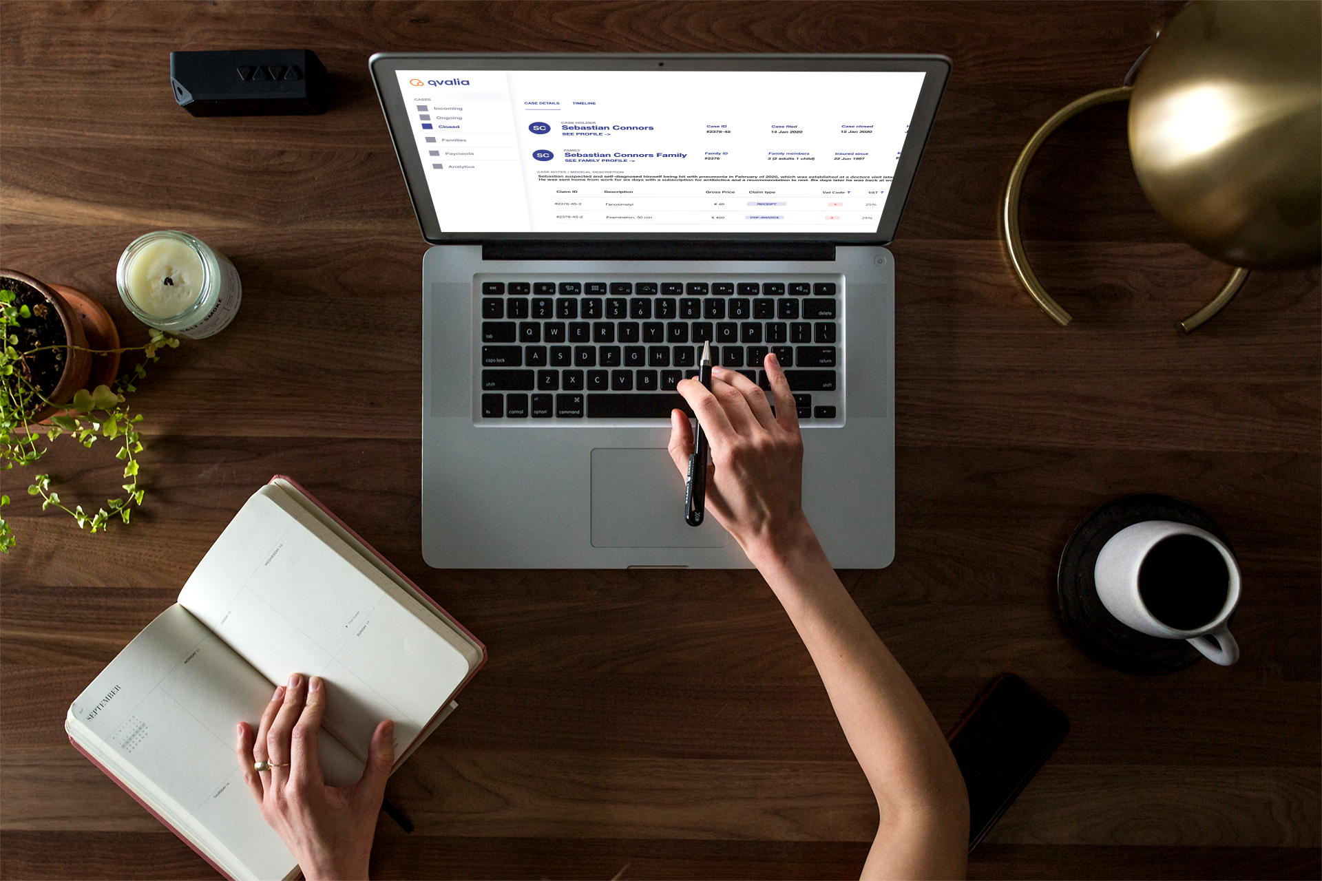 macbook-mockup-of-a-desk-seen-from-above-3829-el1